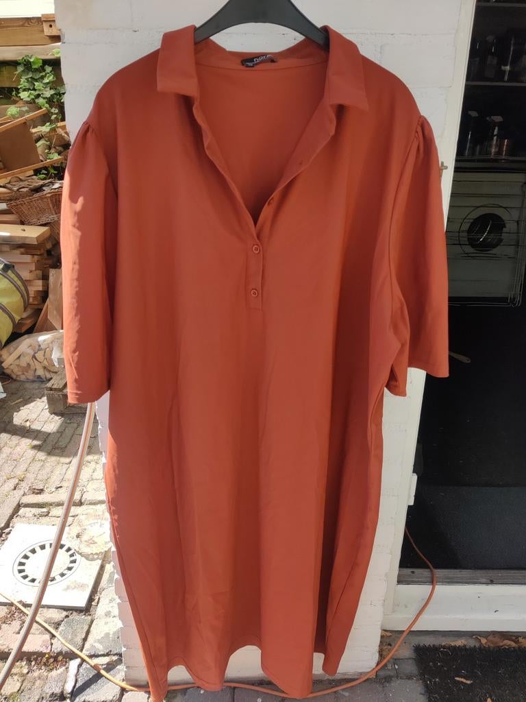 Superleuke luchtige oranjebruine jurk. 46, Kleding | Dames, Grote Maten, Bruin, Jurk, Ophalen of Verzenden, Zo goed als nieuw