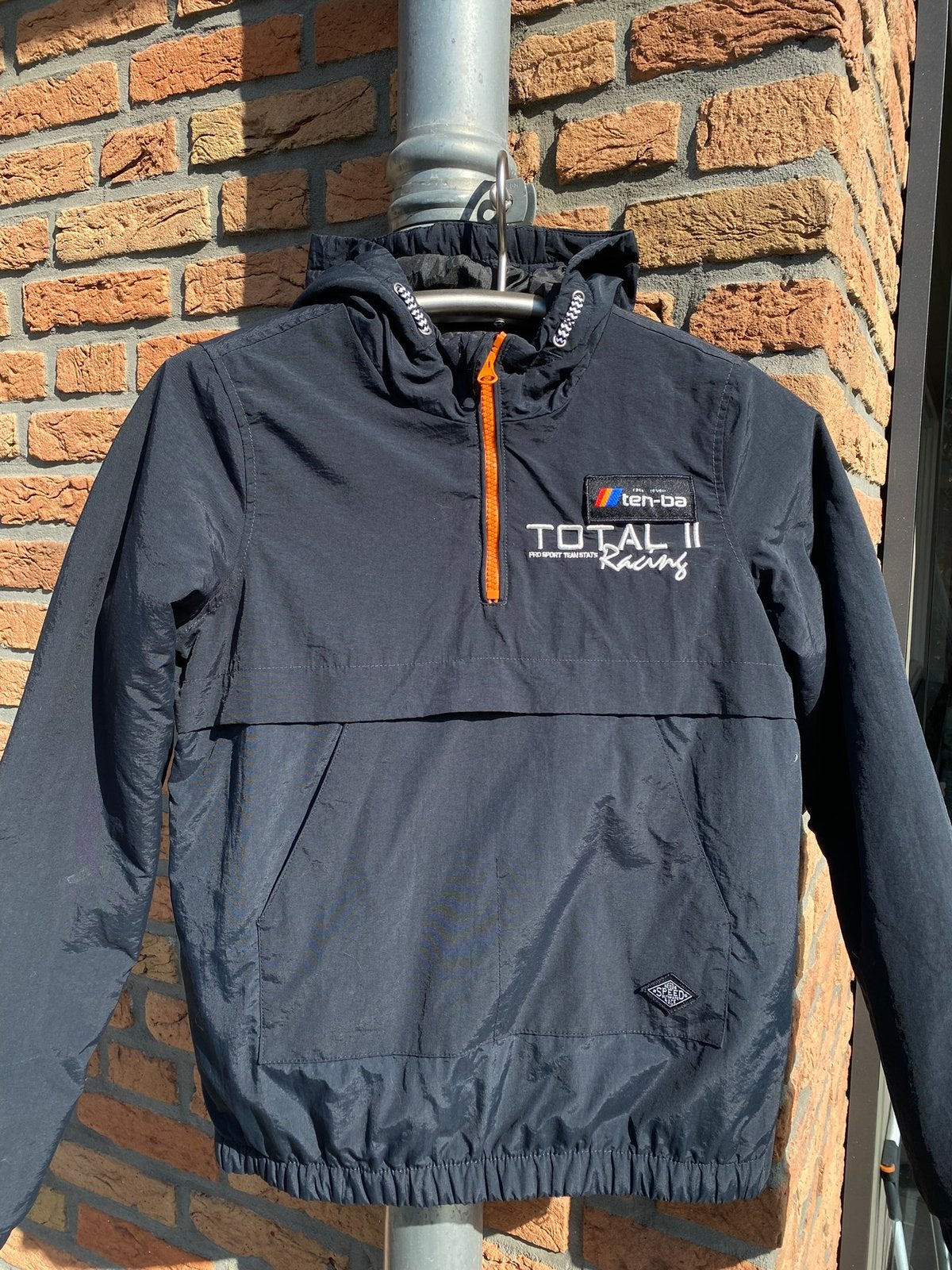 Tussenjas 152, Ophalen of Verzenden, Zo goed als nieuw, Jongen, Jas