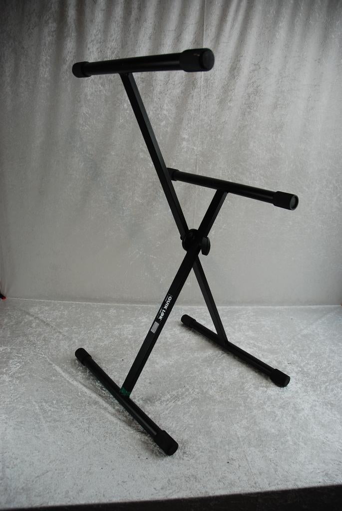 Quiklock Versterker standaard gekantelt   <25250175>, Gebruikt, ., Quiklock, .