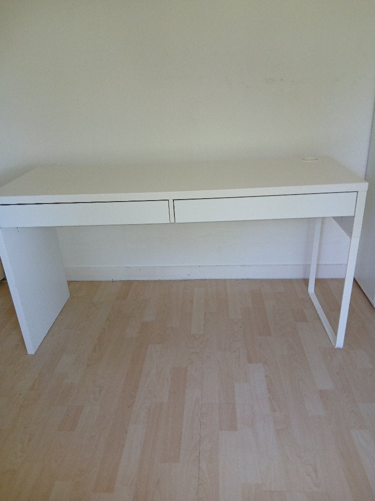 Bureau, Huis en Inrichting, Bureaus, Ophalen, Gebruikt, Spaanplaat of MDF, 142 cm