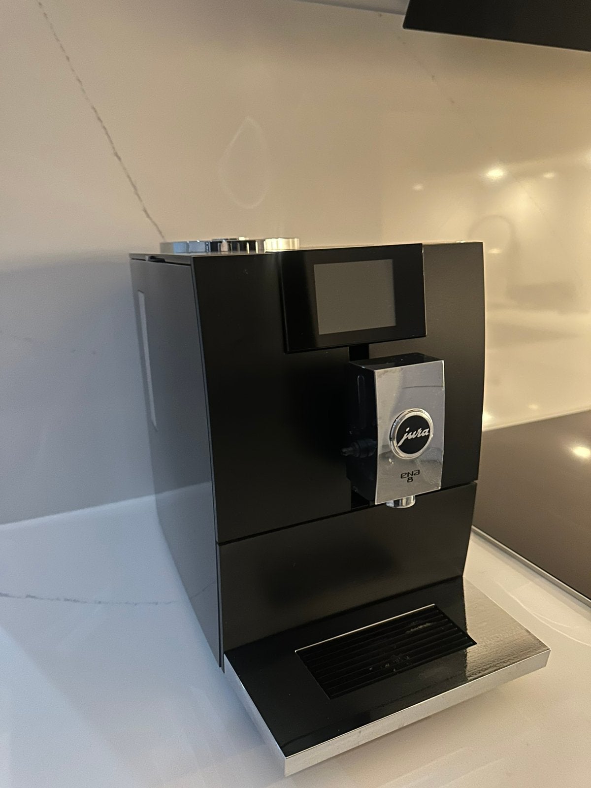 JURA ENA 8 volautomatische koffiemachine – touchscreen –, Witgoed en Apparatuur, Ophalen, Afneembaar waterreservoir, Gebruikt