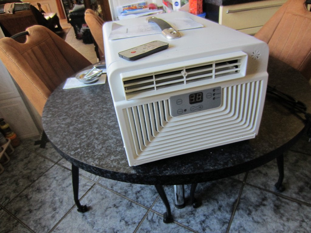 Kleine AIRCO  ( Nieuw in doos ), Minder dan 60 m³, Timer, Nieuw, 3 snelheden of meer