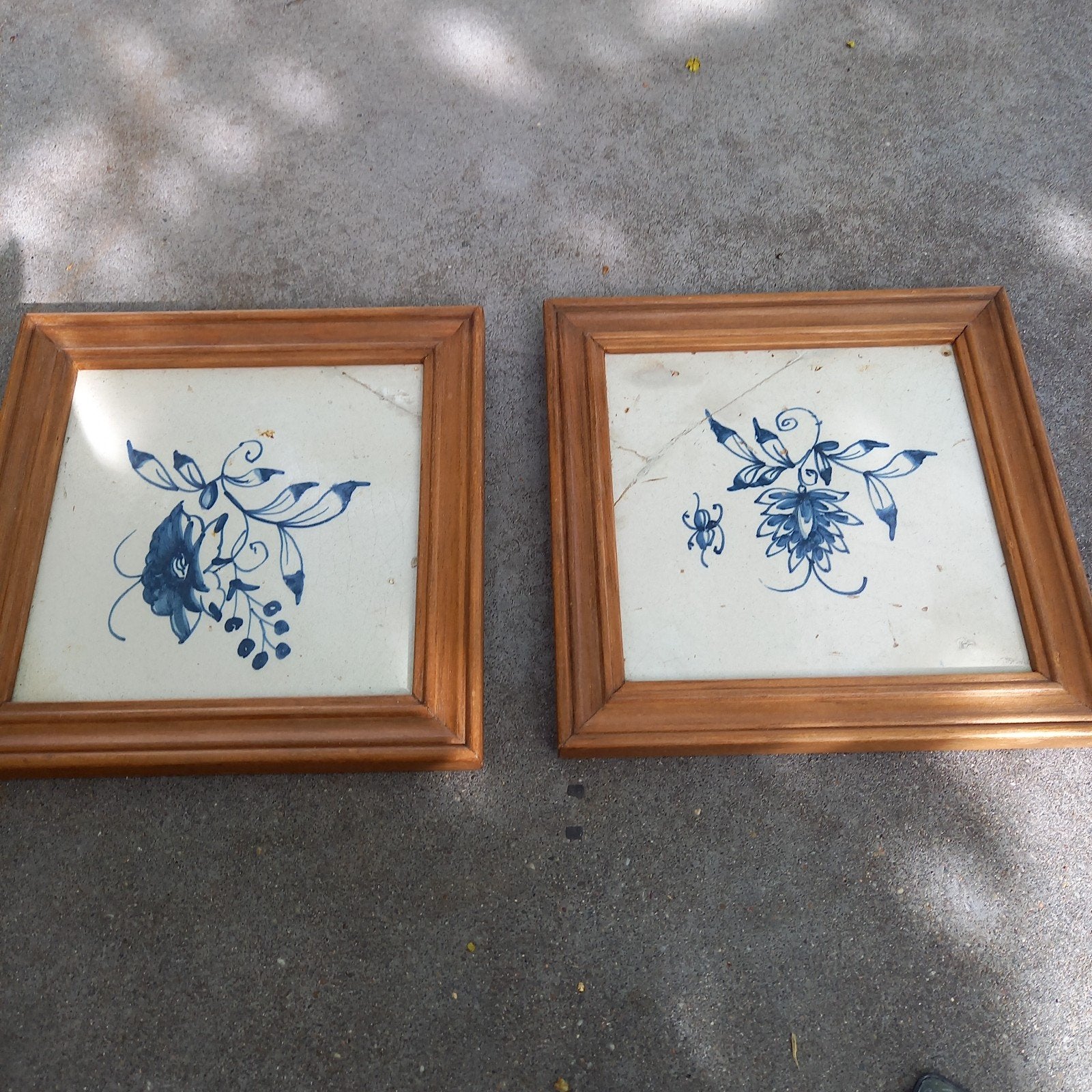 2 x antieke tegel in lijst bloemen, Antiek en Kunst, Ophalen of Verzenden