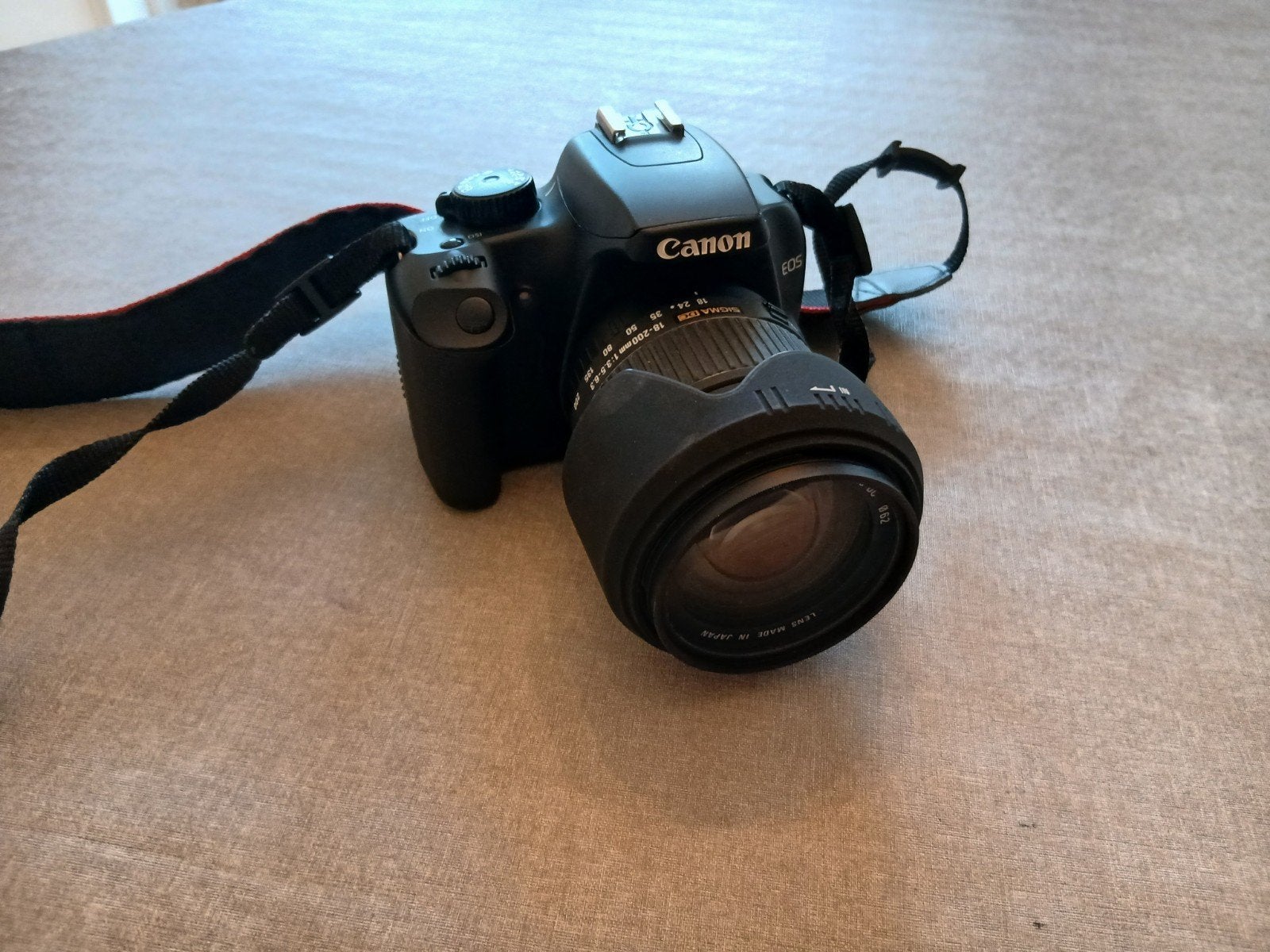 Canon EOS spiegelreflexcamera met lens en tas, Ingebouwde flitser, Spiegelreflex, Canon, Cameratas