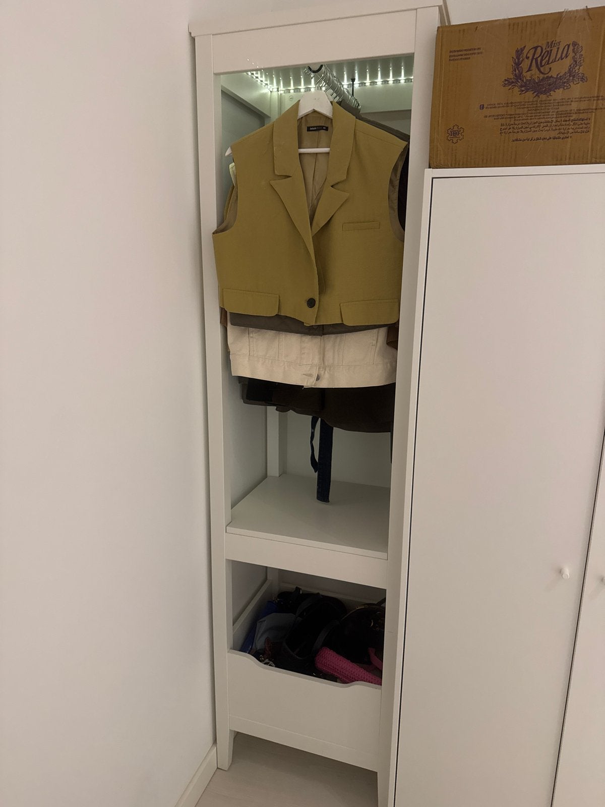 IKEA IDANÄS open kledingkast wit, zo goed als nieuw, Ophalen, Met plank(en), 200 cm of meer, 50 tot 100 cm