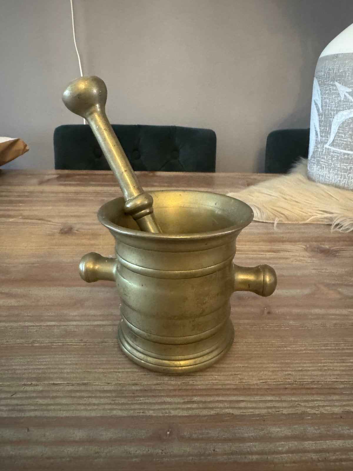 Antieke bronzen vijzel met stamper, Ophalen of Verzenden, Brons