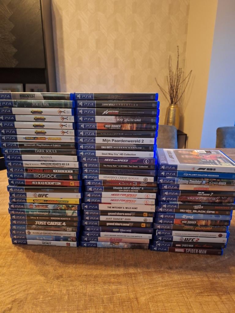 Ps4 games 65 stuks playstation 4, Spelcomputers en Games, 3 spelers of meer, Ophalen of Verzenden, Vanaf 3 jaar