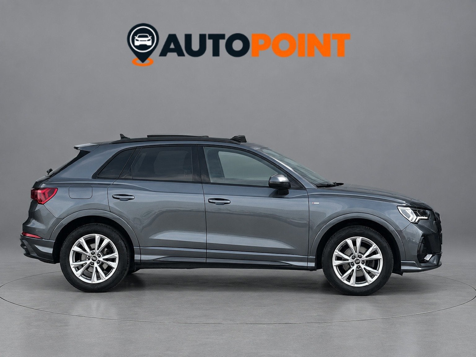 Audi Q3 35 TFSI S LINE PANO Virtual Lane assist LED DEALER O, Dealer onderhouden, Metallic lak, 4 cilinders, 150 pk