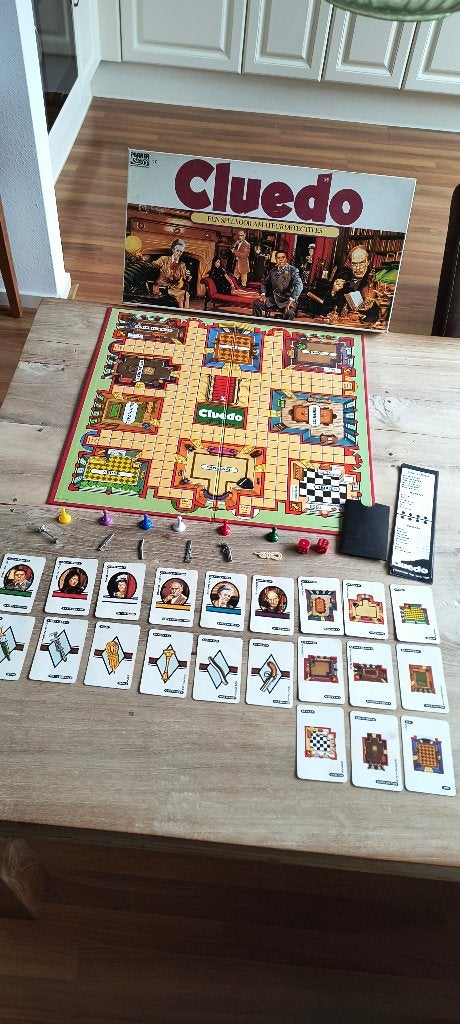 Cluedo Parker, Vijf spelers of meer, Ophalen of Verzenden, Gebruikt, Parker