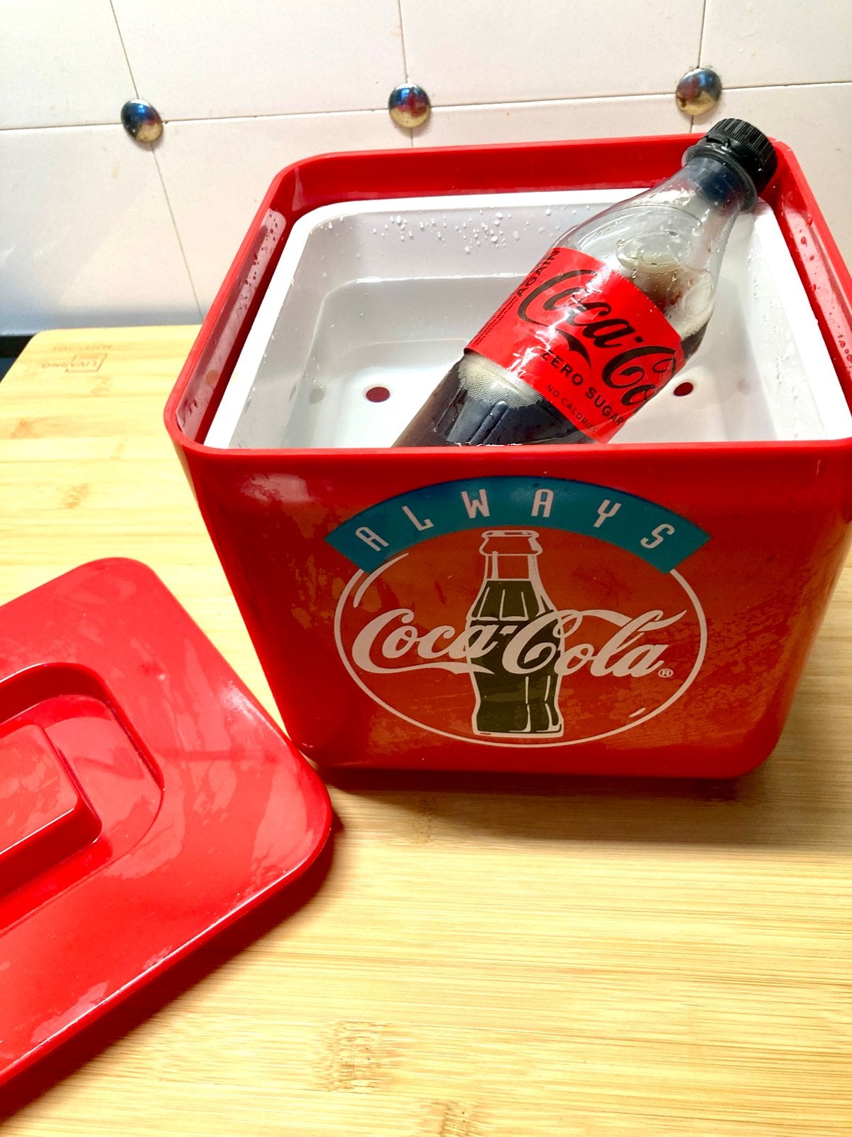 ‼️Vintage Coca Cola ijsblokjeshouder - Rood plastic, Ophalen of Verzenden, Gebruikt, Gebruiksvoorwerp