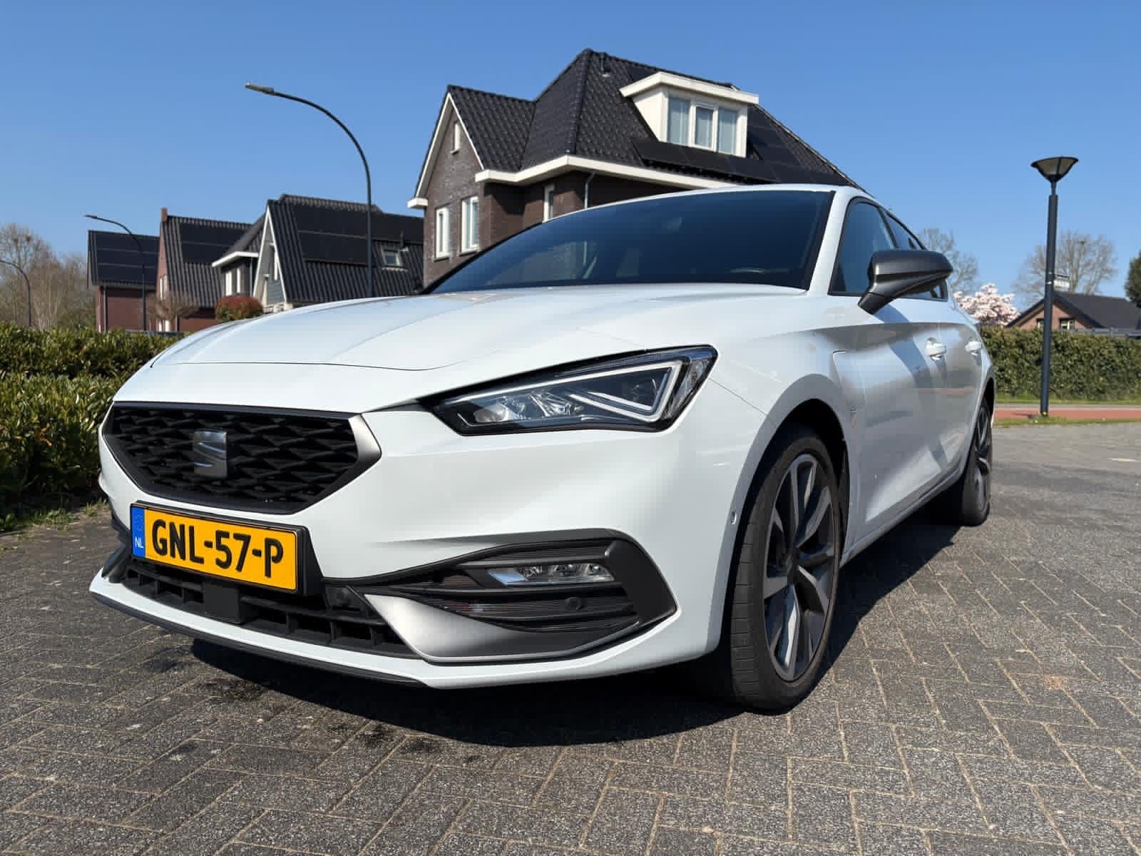Seat Leon 1.4 TSI E-hybrid Phev 204pk Dsg-6 2021 Wit, Auto's, Seat, Leon, Leder en Stof, Wit, Plug-in hybride