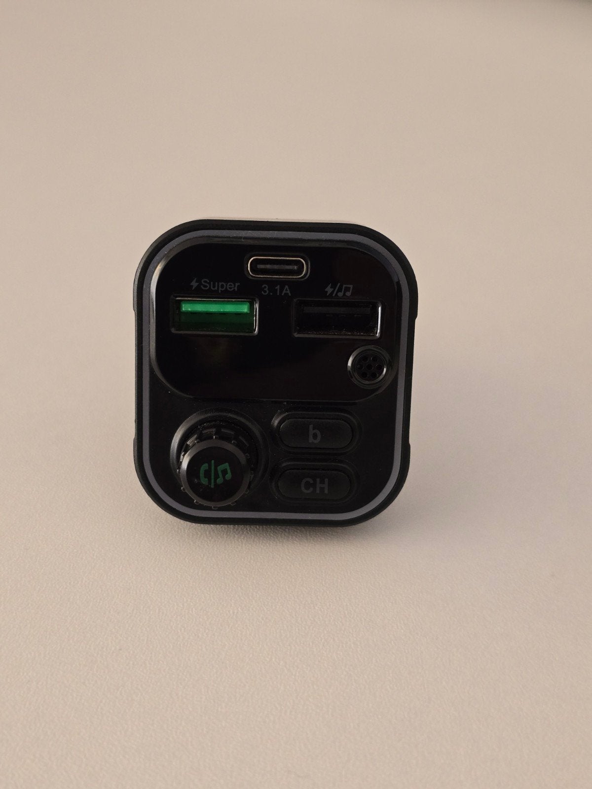 FM Transmitter Bluetooth Carkit met USB Oplader, Ophalen, Zo goed als nieuw