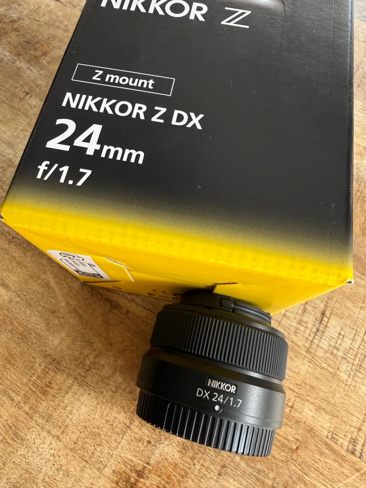 Nikkor Z dx 24 mm f/1.7, Ophalen, Nikon Z-mount, Nikon, Zo goed als nieuw