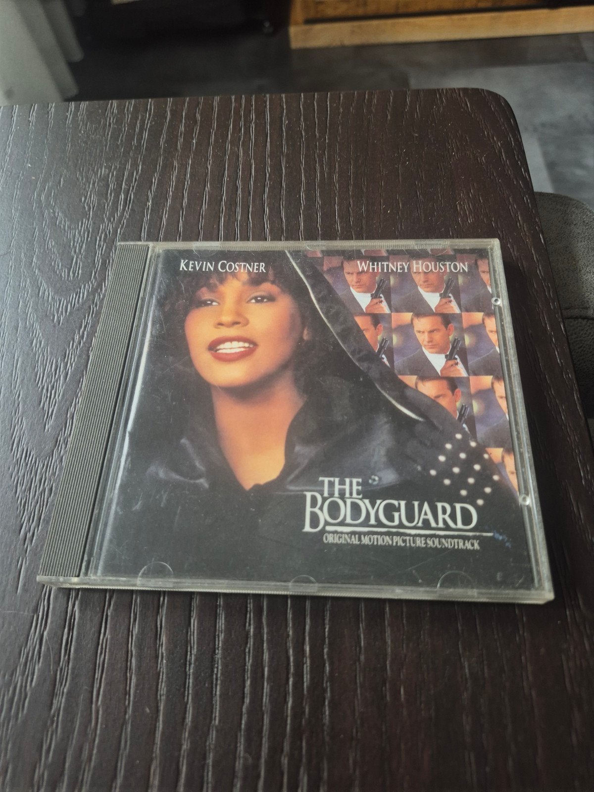 The Bodyguard Soundtrack CD - Whitney Houston, Soundtrack, Ophalen of Verzenden, Gebruikt, Soundtrack
