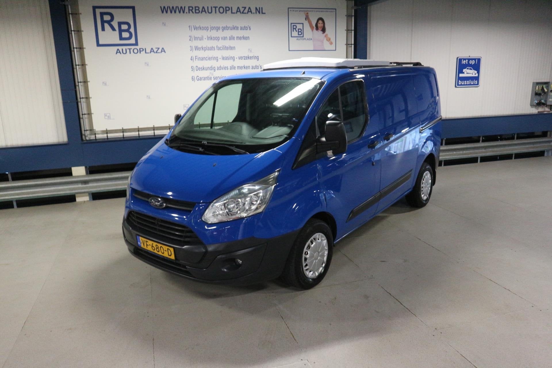Ford Transit Custom Transit Custom / Airco / NIEUWE TURBO !, Auto's, Voorwielaandrijving, 101 pk, Gebruikt, 4 cilinders