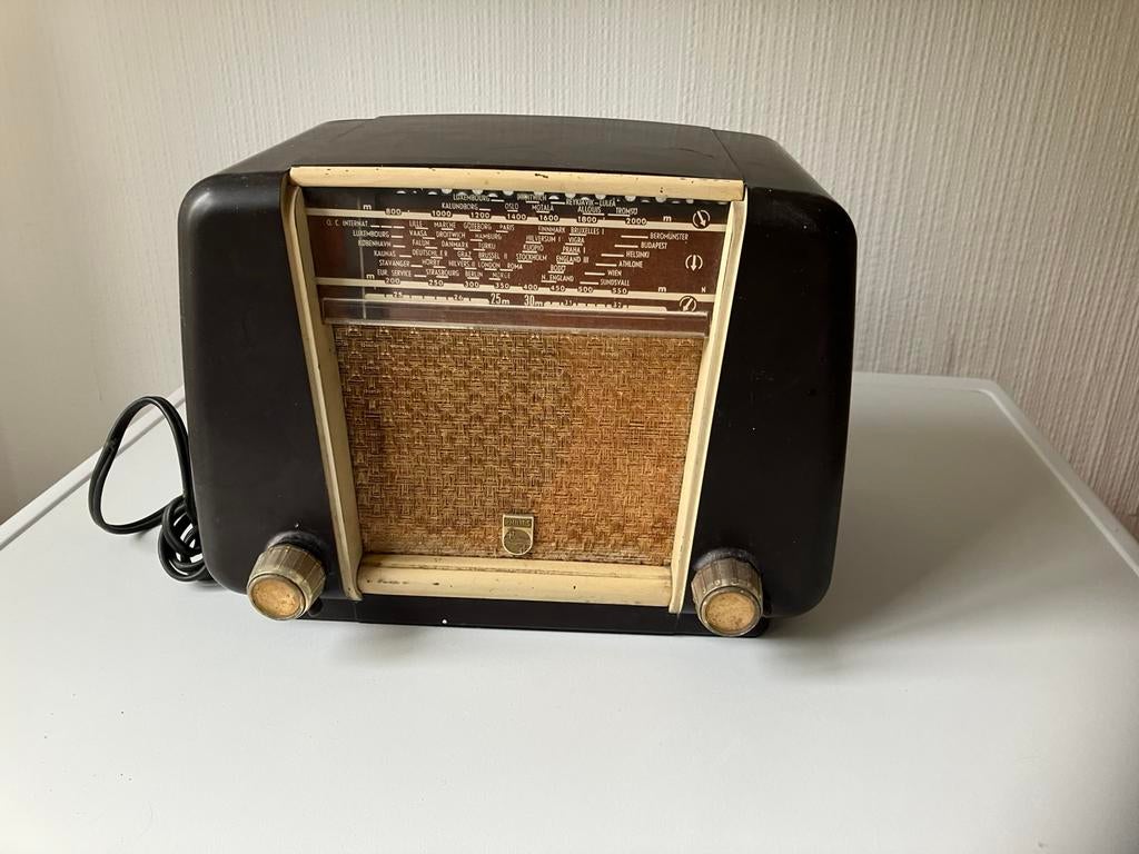 Oude philips radio, Antiek en Kunst, Antiek | Tv's en Audio, Ophalen of Verzenden