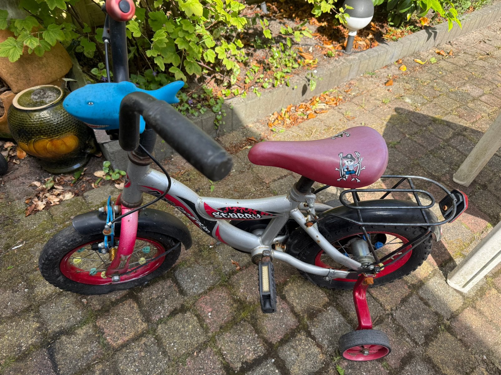 Kinderfiets met zijwieltjes, Fietsen en Brommers, Ophalen, Zo goed als nieuw, Minder dan 16 inch, Zijwieltjes