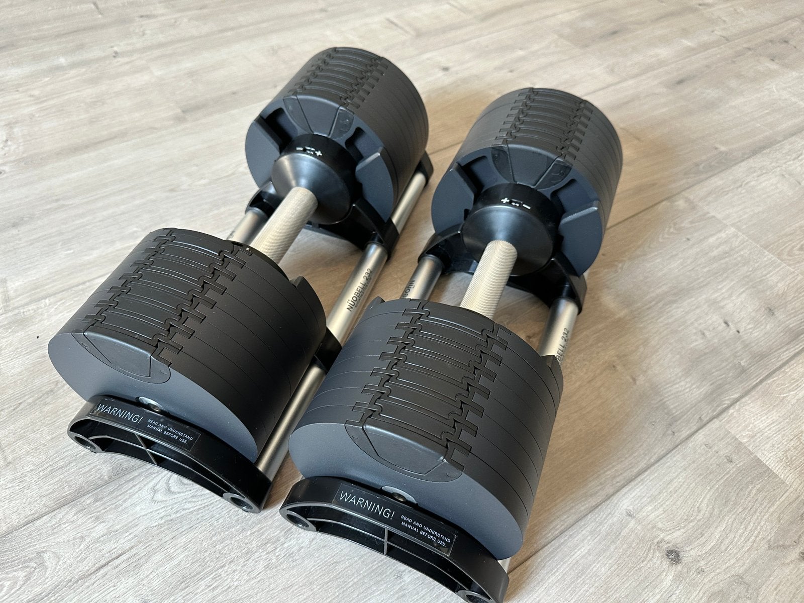 Nüobell 232 verstelbare halters in zeer goede staat, Ophalen, Zo goed als nieuw, Dumbbell