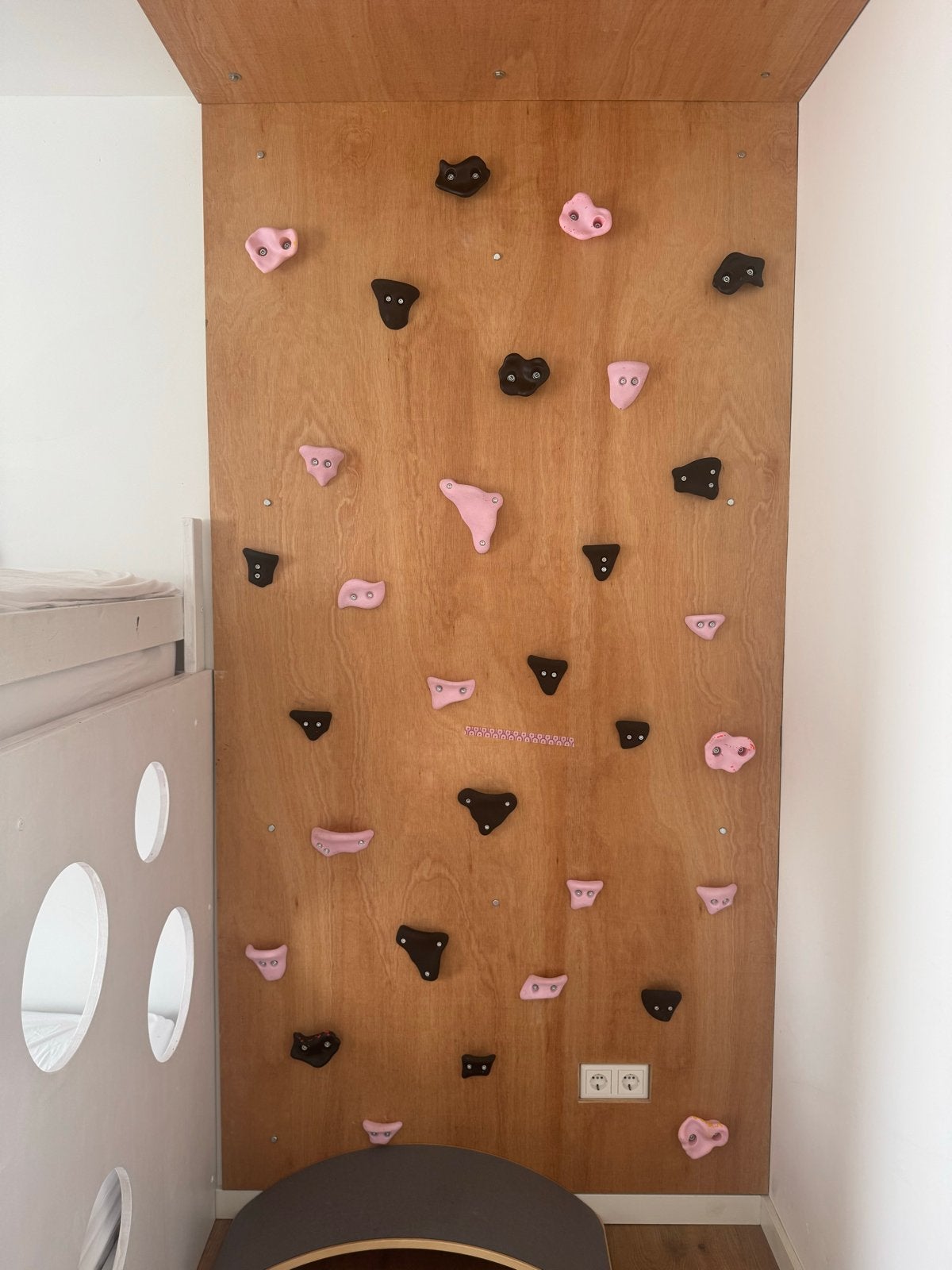 Klimwand voor kinderen - Houten klimpaneel met grepen, Ophalen of Verzenden, Gebruikt, Klimsport-accessoire