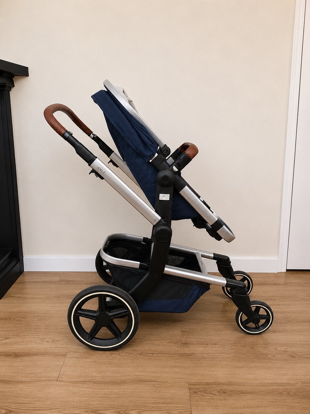 Navy Blue Joolz Day +  2-in-1 Kinderwagen, Kinderen en Baby's, Kinderwagens en Combinaties, Zo goed als nieuw, Verstelbare duwstang