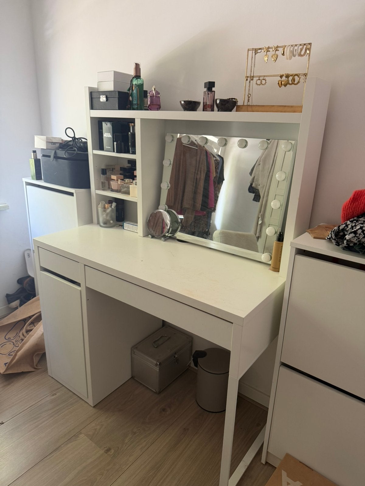 Ikea make-up tafel/bureau, Ophalen, Zo goed als nieuw, 50 tot 100 cm, Minder dan 100 cm