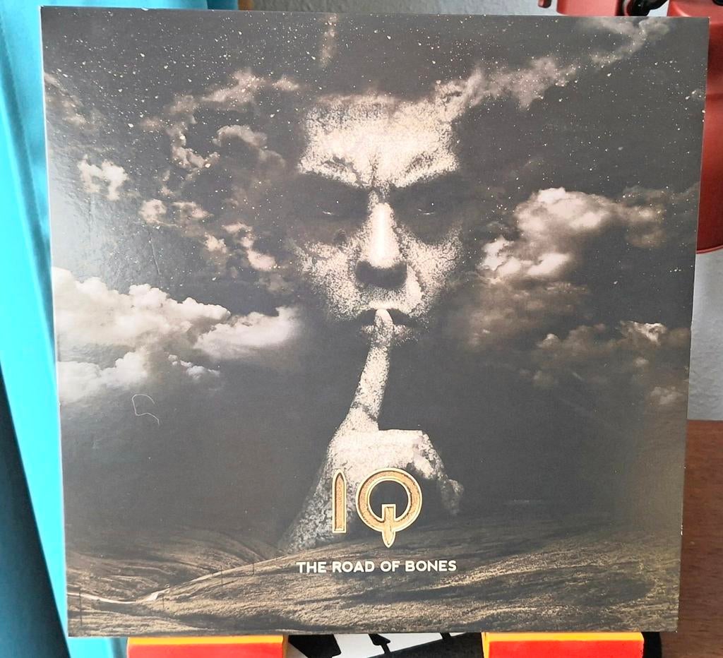 IQ THE ROAD OF BONES WHITE VINYL LIMITED EDITION, Progressive, Ophalen of Verzenden, 12 inch, Dubbel-LP