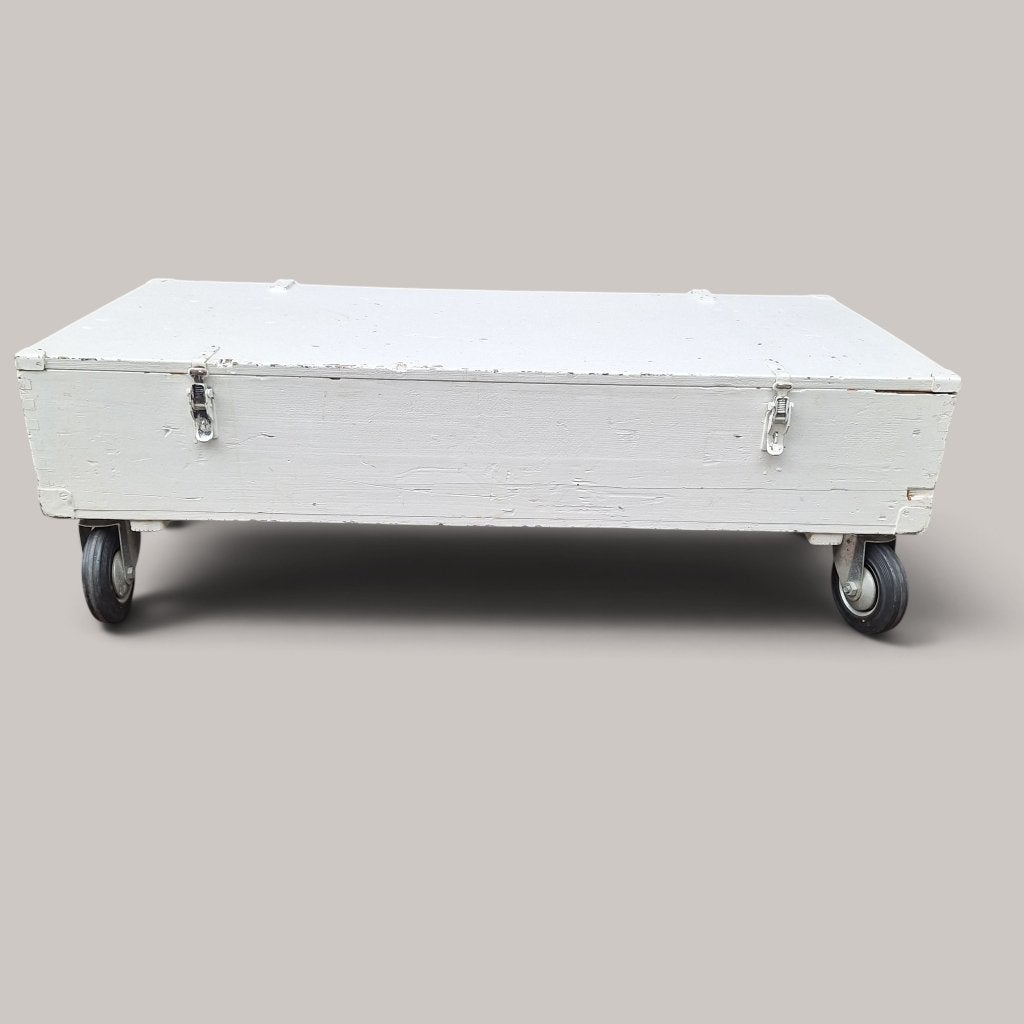 Witte houten kist op wielen - Salontafel/Opbergkist, Gebruikt, 100 tot 150 cm, Onbekend, Onbekend