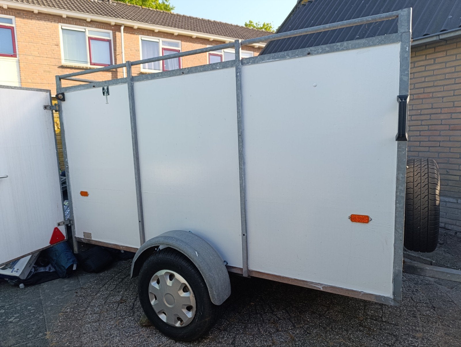 Aanhanger inclusief grote partij campingartikelen, Caravans en Kamperen, Tenten, Ophalen, Zo goed als nieuw