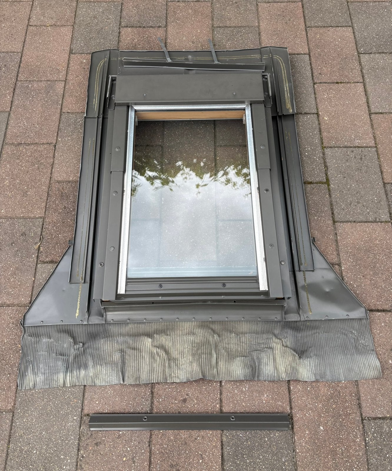 Velux dakraam inclusief gootstukken, Ophalen, Gebruikt, Minder dan 80 cm, Minder dan 80 cm