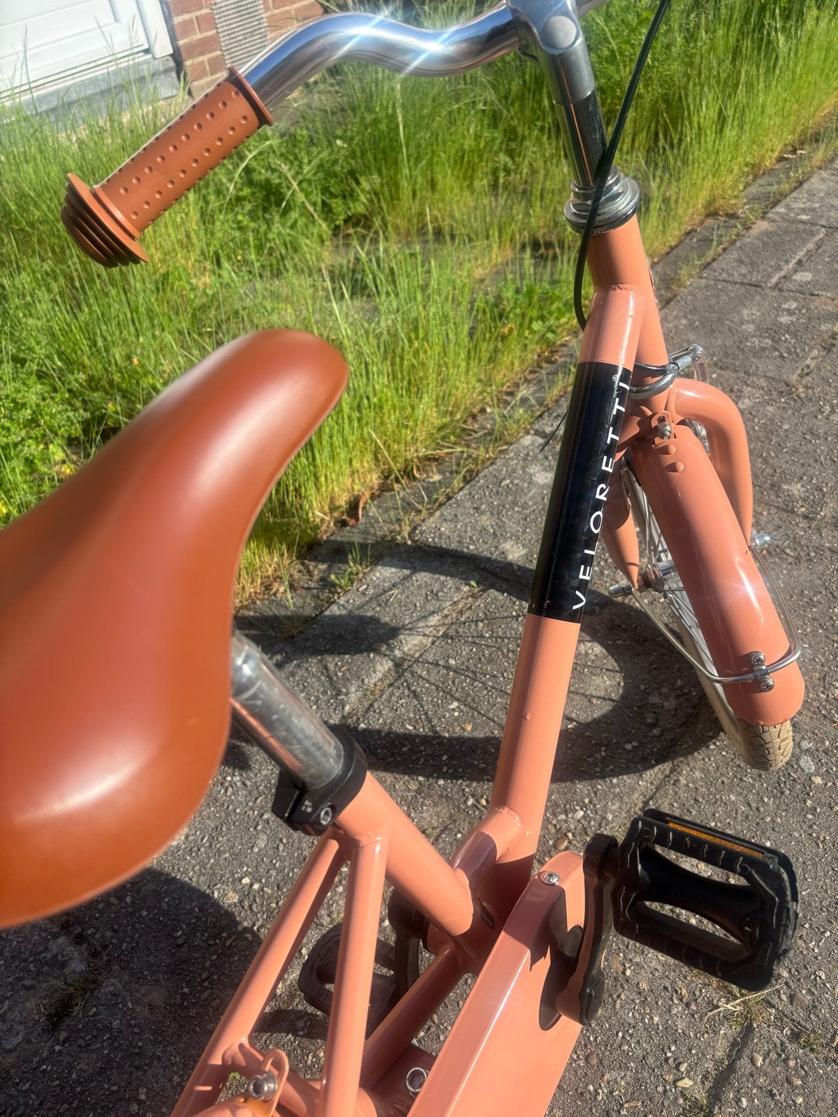 Veloretti Maxi Kinderfiets - Blazing Salmon, Fietsen en Brommers, Fietsen | Kinderfietsjes, Ophalen, Gebruikt, Terugtraprem, 16 tot 20 inch