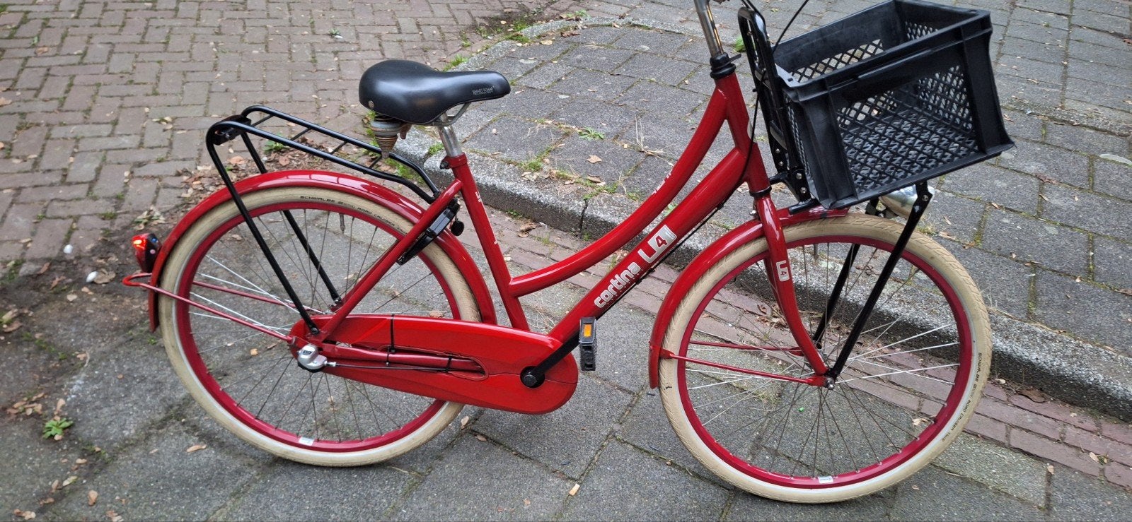 Cortina U4 26 inch meisjesfiets met 3 versnelling, Fietsen en Brommers, Terugtraprem, Cortina U4 transportfiets, Versnellingen
