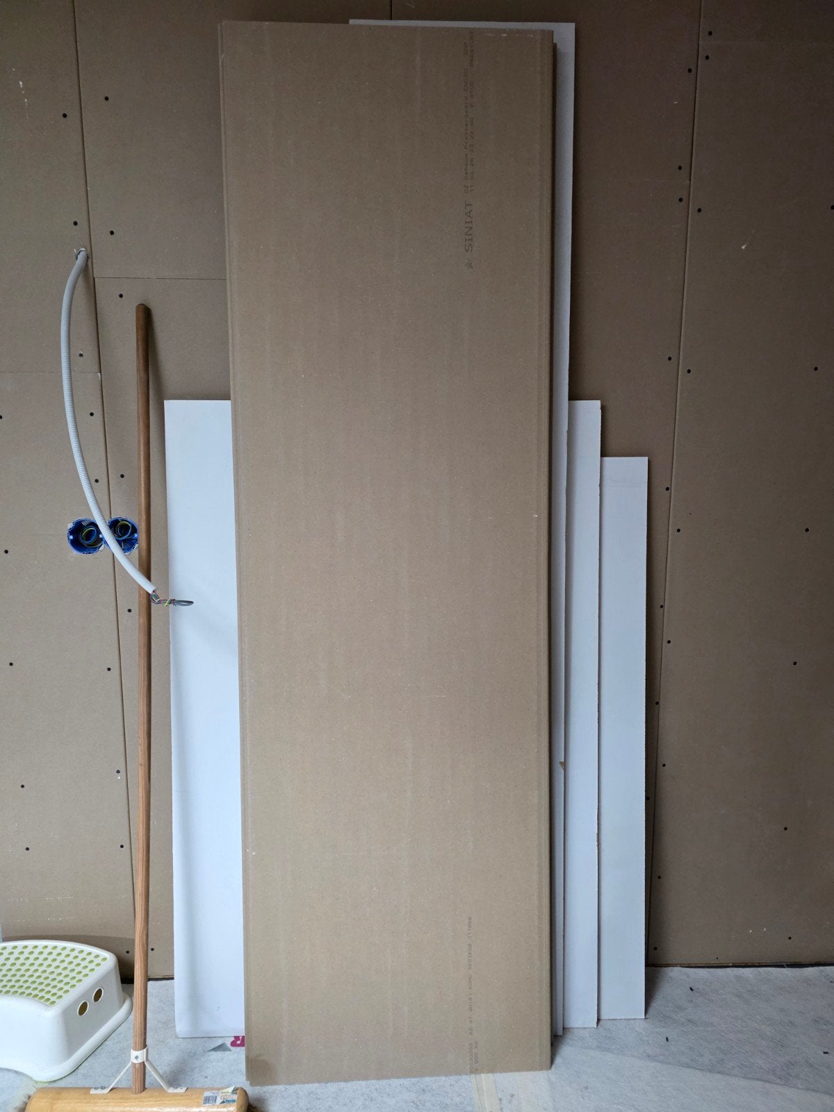 Gipsplaten / stucplaten 200 x 60 cm 7 stuks, Doe-het-zelf en Verbouw, Platen en Panelen, Ophalen, Nieuw, Overige materialen