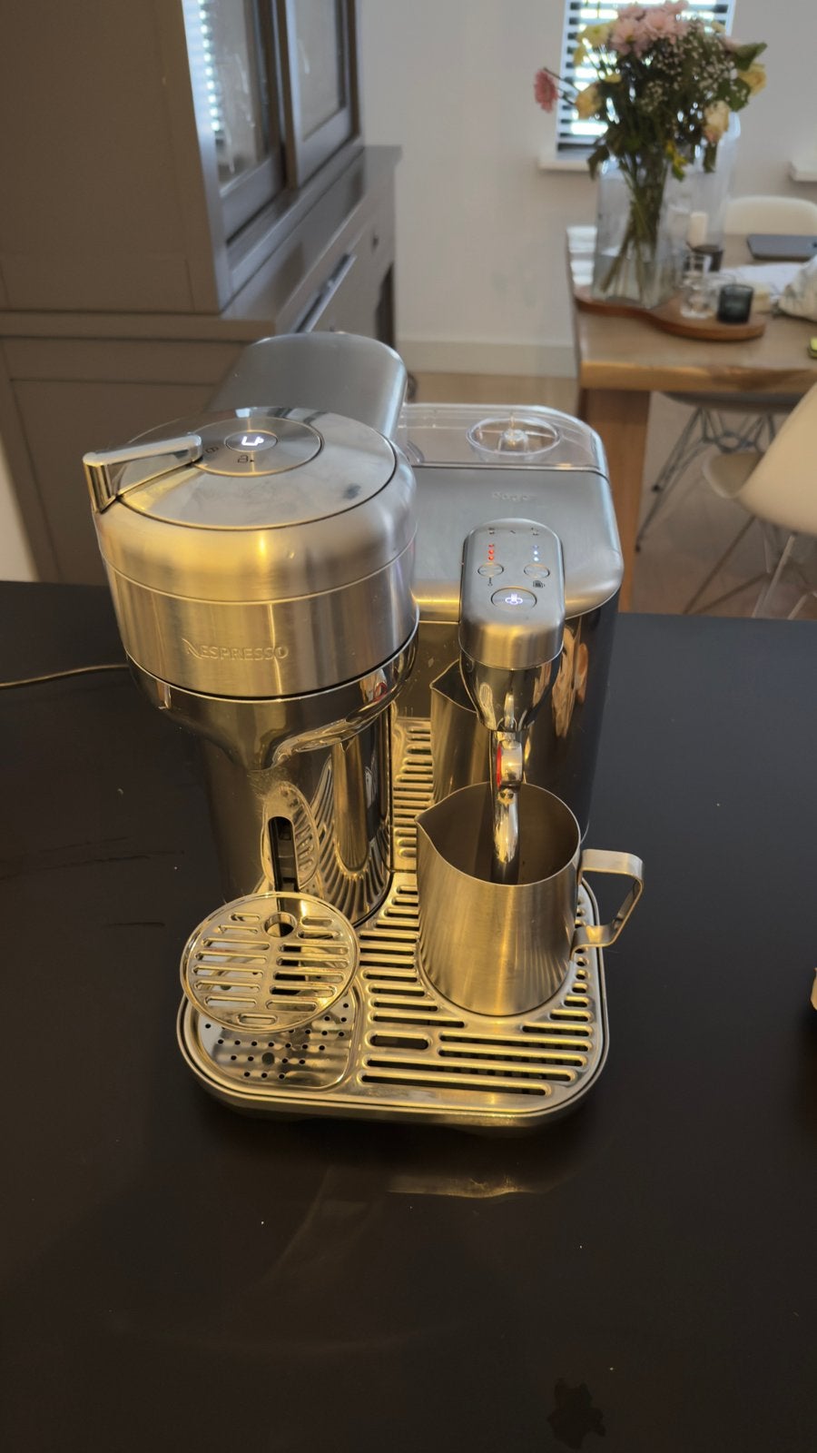 Nepresso vertuo, Koffiepads en cups, Ophalen of Verzenden, 1 kopje, Afneembaar waterreservoir
