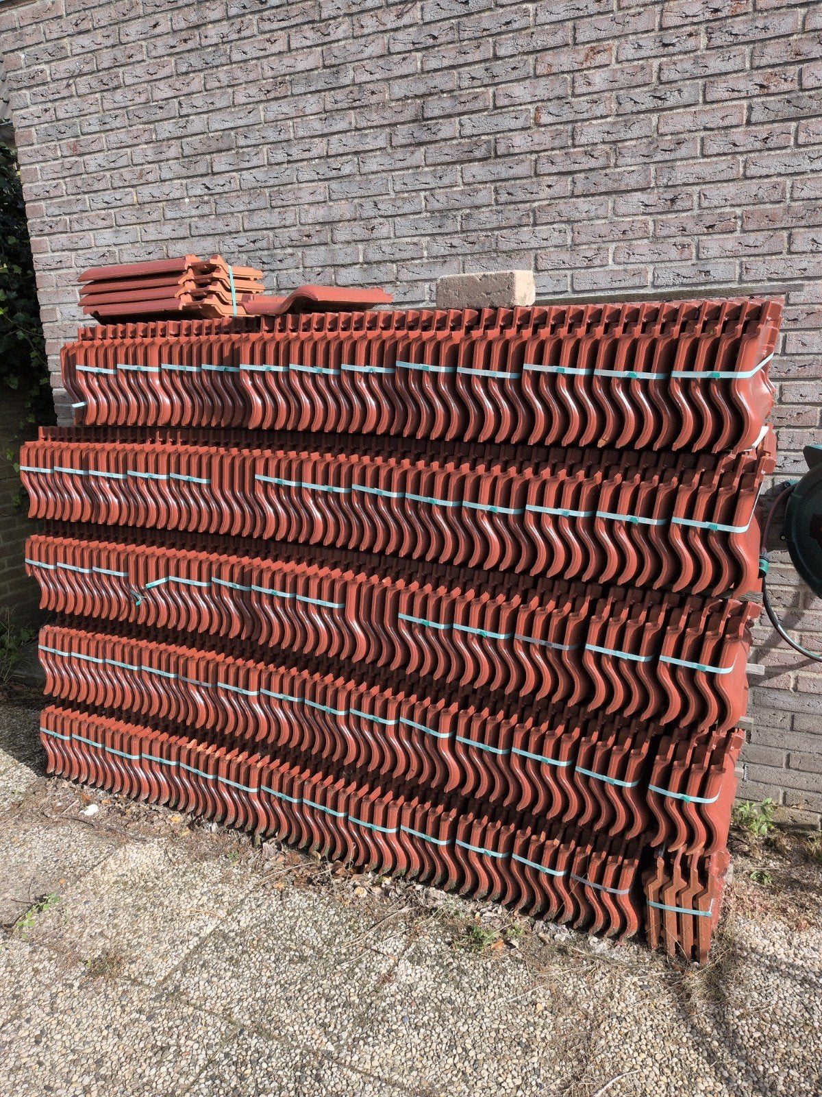 Geglazuurde dakpannen - ca. 250 stuks, Ophalen, Gebruikt, Steen of Klei, 15 m² of meer