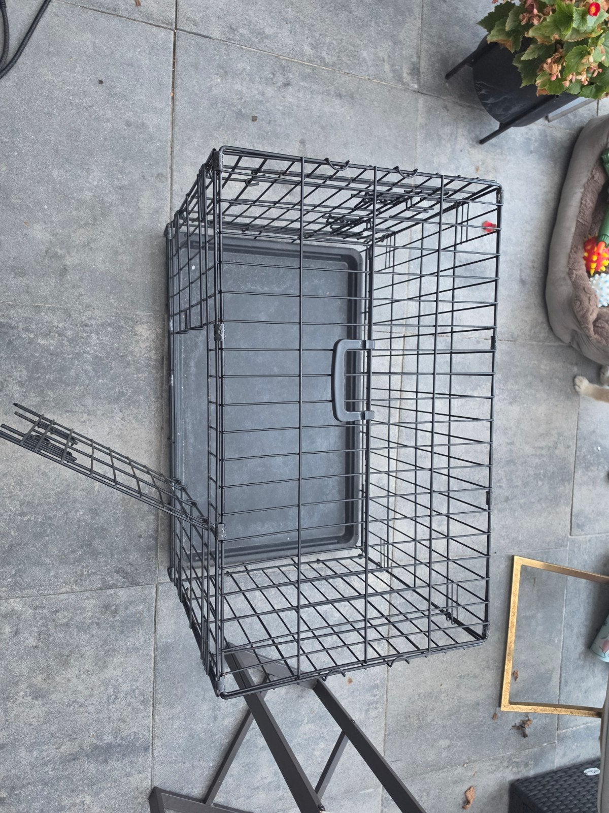 bench cica 60 bij 40 cm, Dieren en Toebehoren, Hondenbenches, Ophalen, Zo goed als nieuw