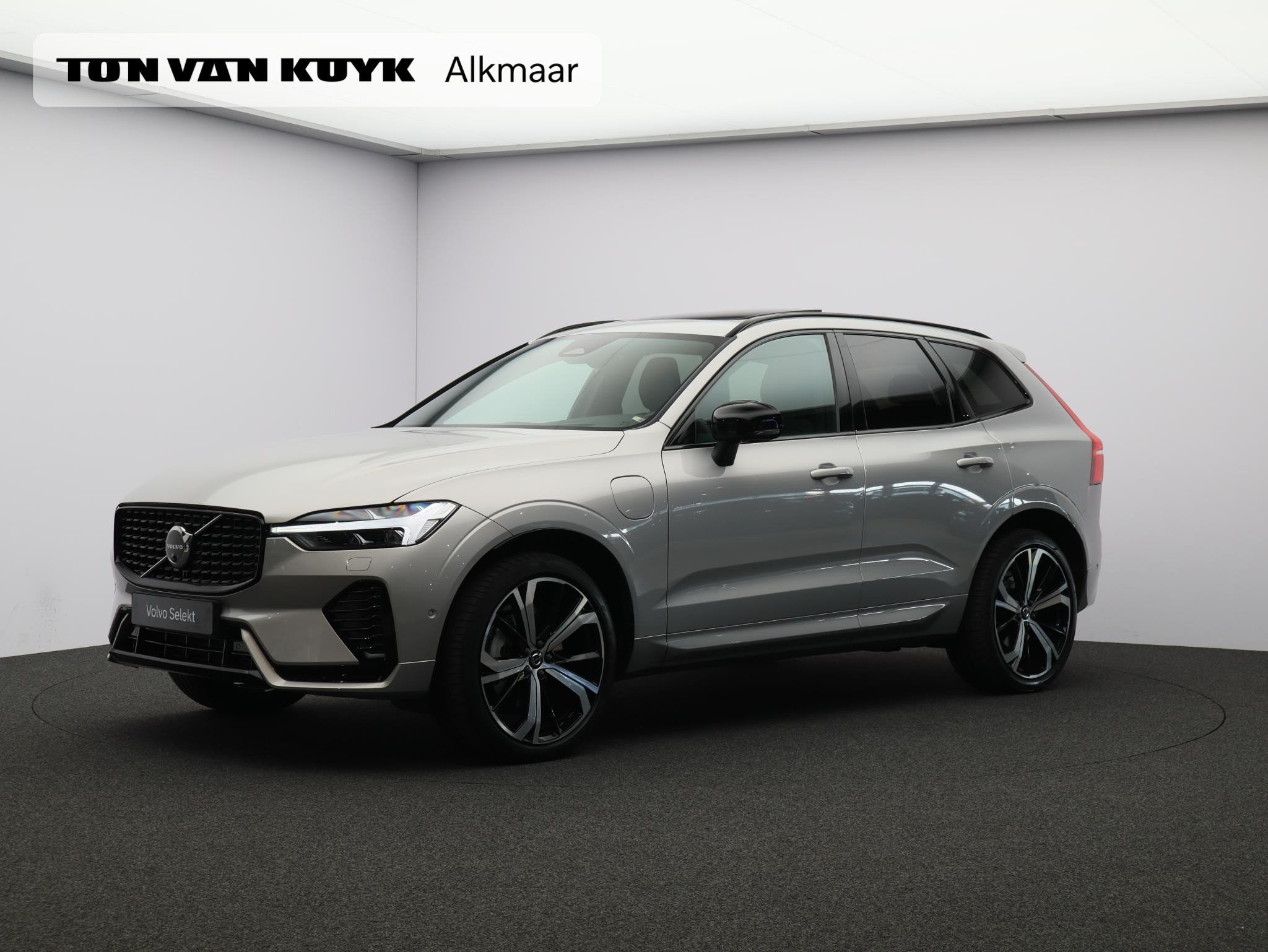 Volvo XC60 T6 350PK Plug-in hybrid AWD Ultimate Dark / Trekh