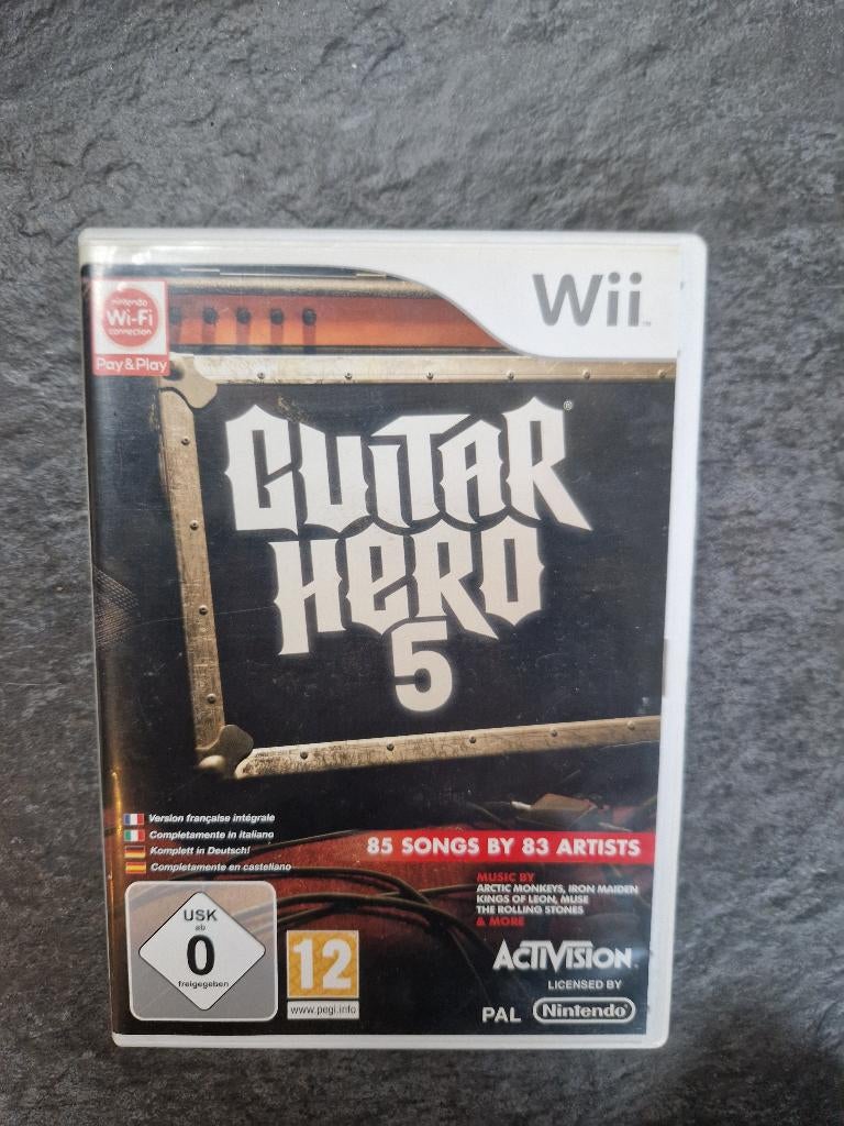 2 guitar hero spellen + een microfoon., Ophalen, Muziek, Gebruikt, 3 spelers of meer