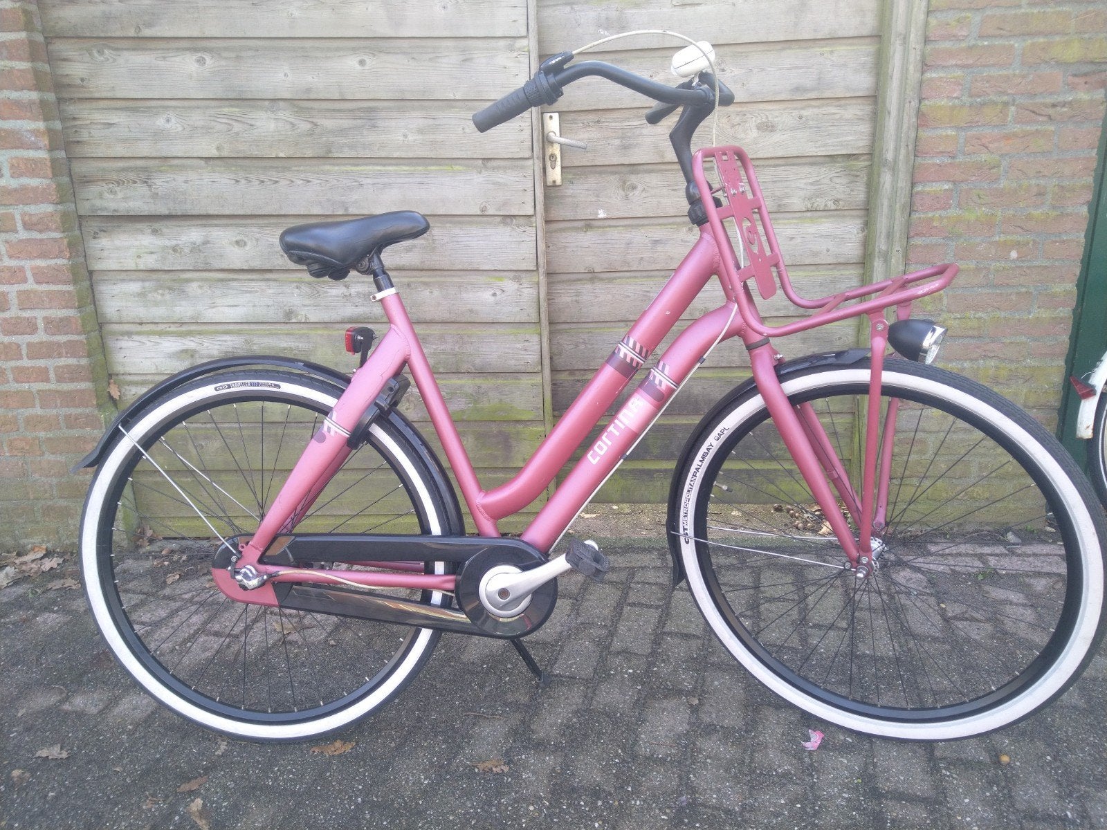 Nette Cortina Crush Damesfiets 28 inch 3V Rijklaar, Ophalen of Verzenden, Zo goed als nieuw