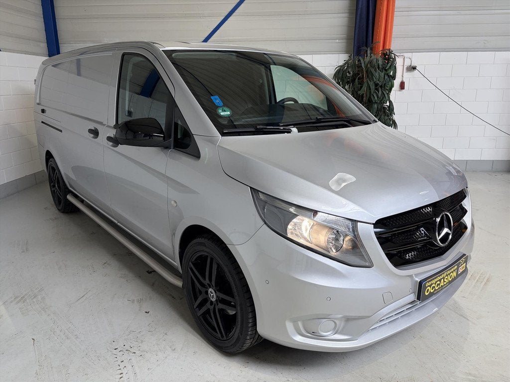 Mercedes-Benz Vito 2.2D 164pk Camera, Cruise,19 Inch, MARGE,, Auto's, Keurmerk '100% Onderhouden', Euro 5, Gebruikt, Zwart