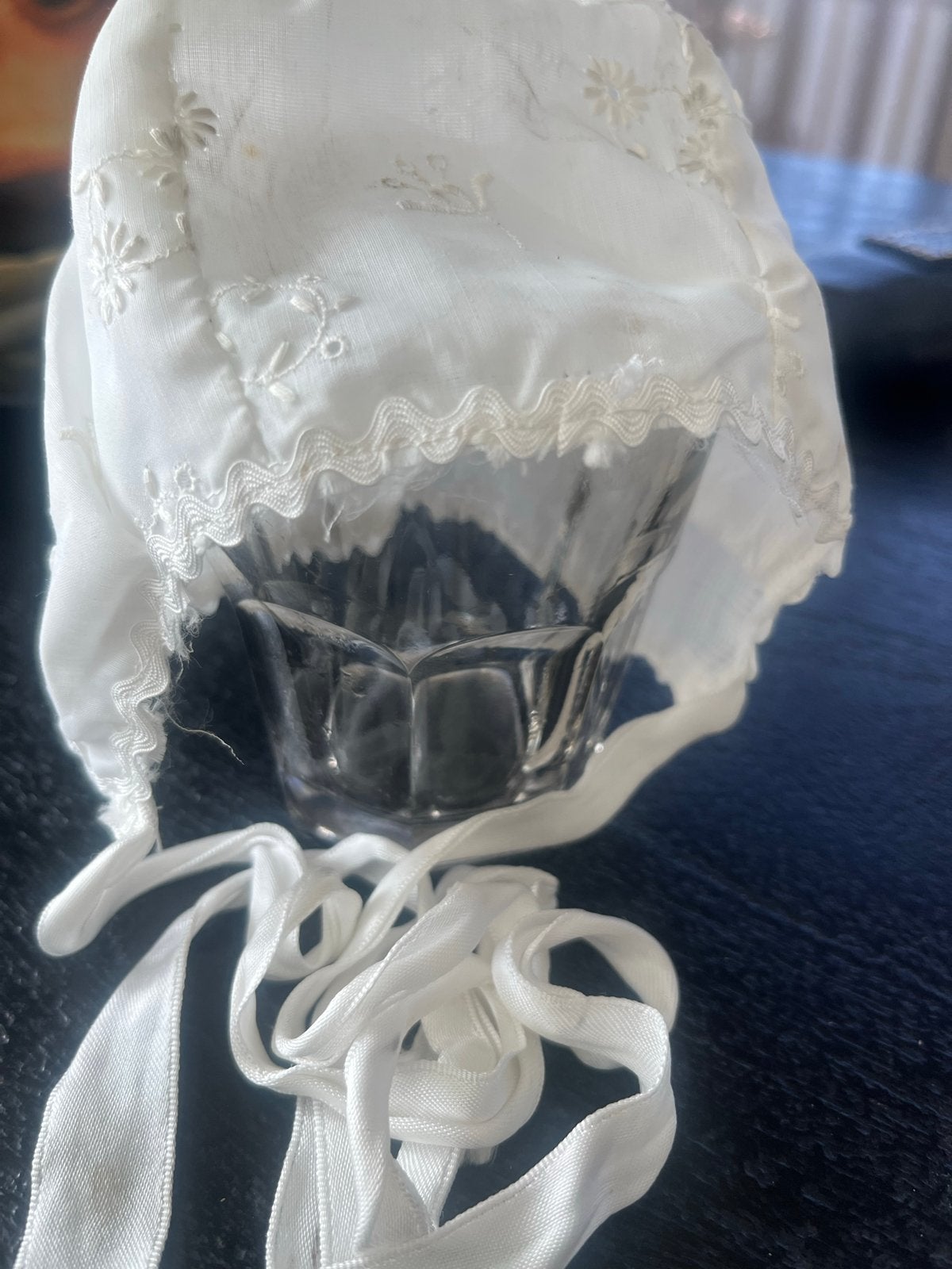 Oude katoenen knipmuts  muts voor pop of baby, Antiek en Kunst, Verzenden