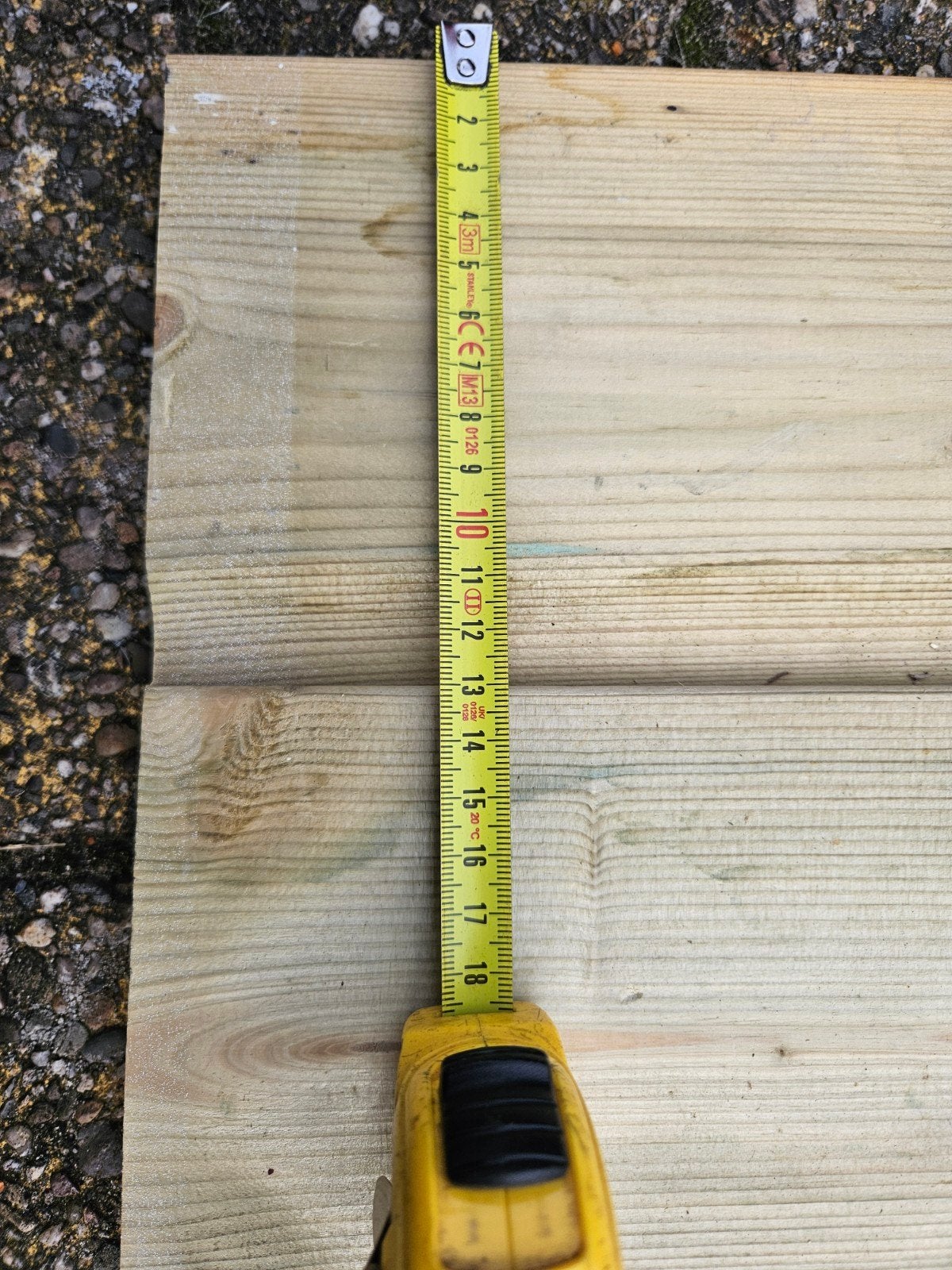 Partijtje houten gewolmaniseerde planken  ., Minder dan 25 mm, Grenen, Zo goed als nieuw, Plank
