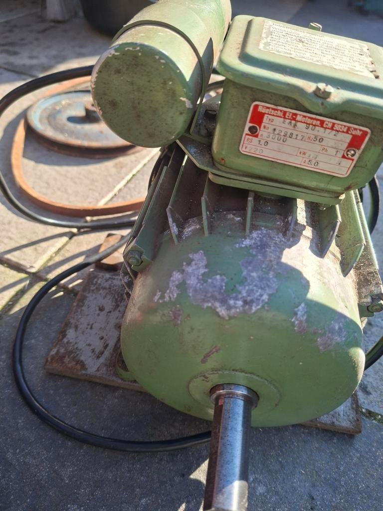 Rüetschi El-Motor 1.0 PS, Doe-het-zelf en Verbouw, Motoren, Ophalen, Gebruikt, Elektromotor, 1800 rpm of meer