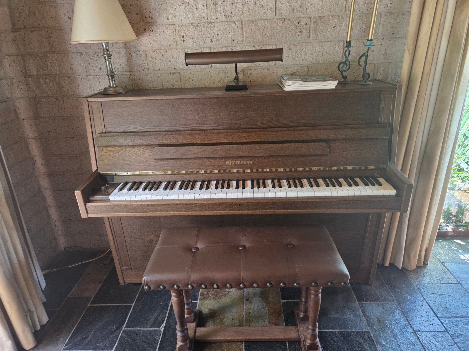 W. Hoffmann Piano - met Renner mechaniek, Ophalen, Gebruikt, Bruin, Piano