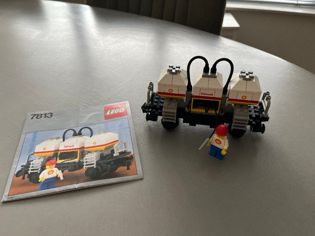 Lego trein 12V Shell tankwagon 7813 compleet, Overige thema's, Lego, Inclusief instructies, Ophalen of Verzenden