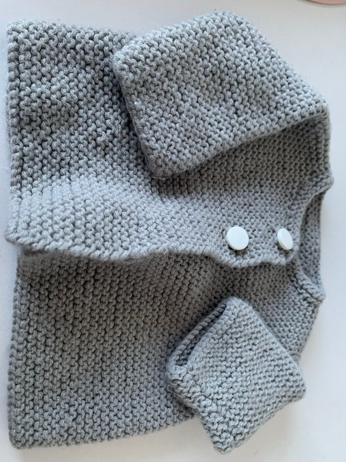 Handgebreid babyvestje grijs - Zo goed als nieuw, Ophalen of Verzenden, Zo goed als nieuw, Jongetje of Meisje