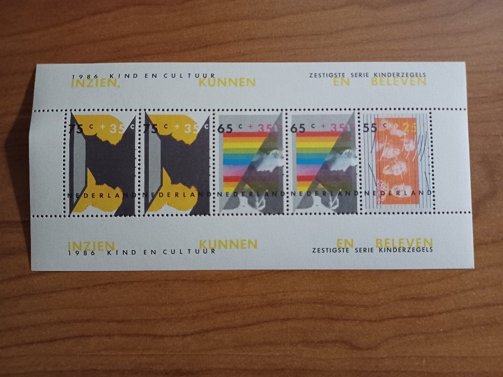 Kinderpostzegels diverse jaren per velletje voor ....., Verzenden, Na 1940, Postfris