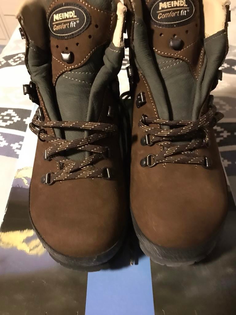 Bergsport en wandelen schoenen, Ophalen of Verzenden, Nieuw, Schoenen