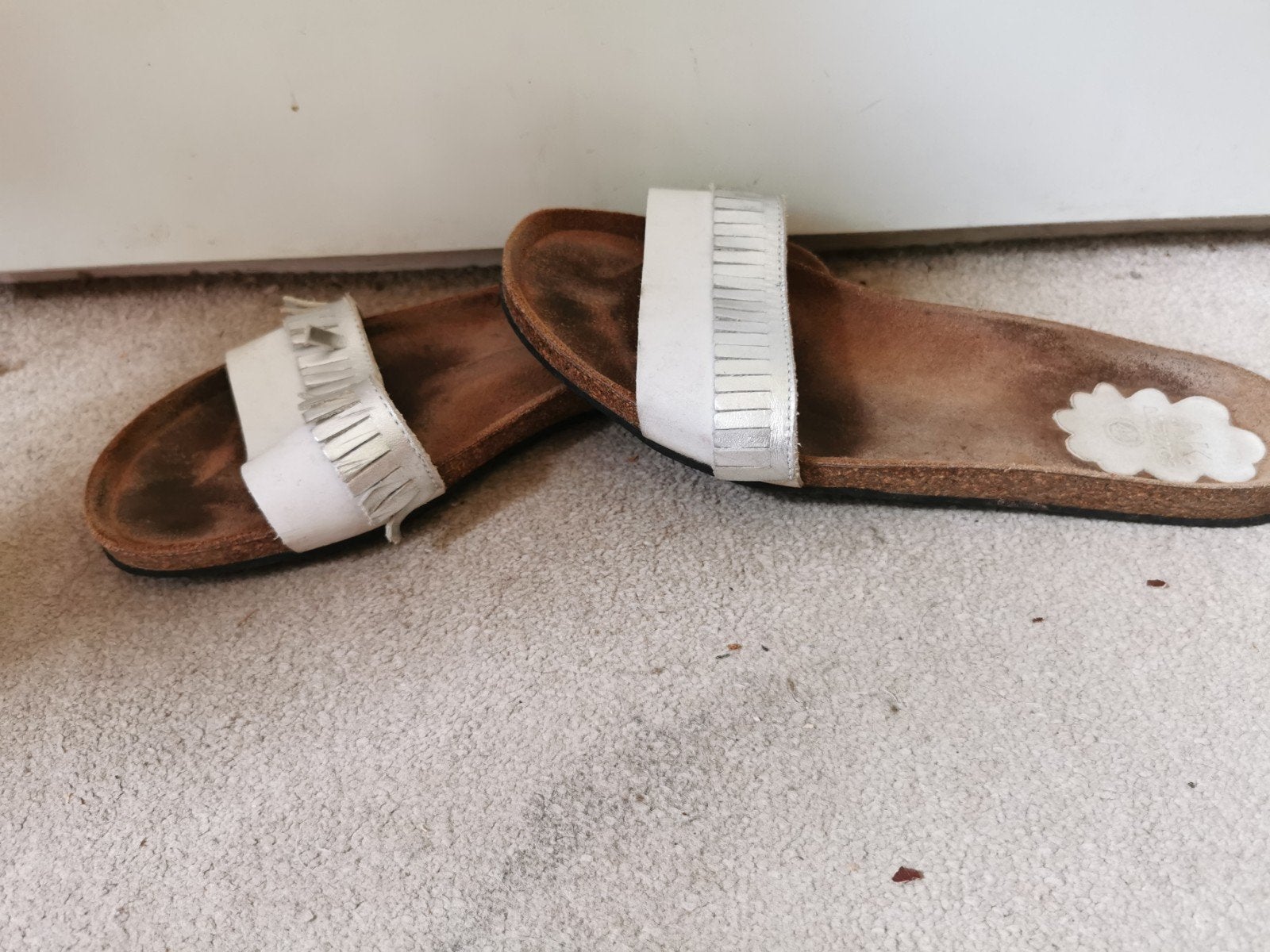 Witte slippers met franjes, Ophalen of Verzenden