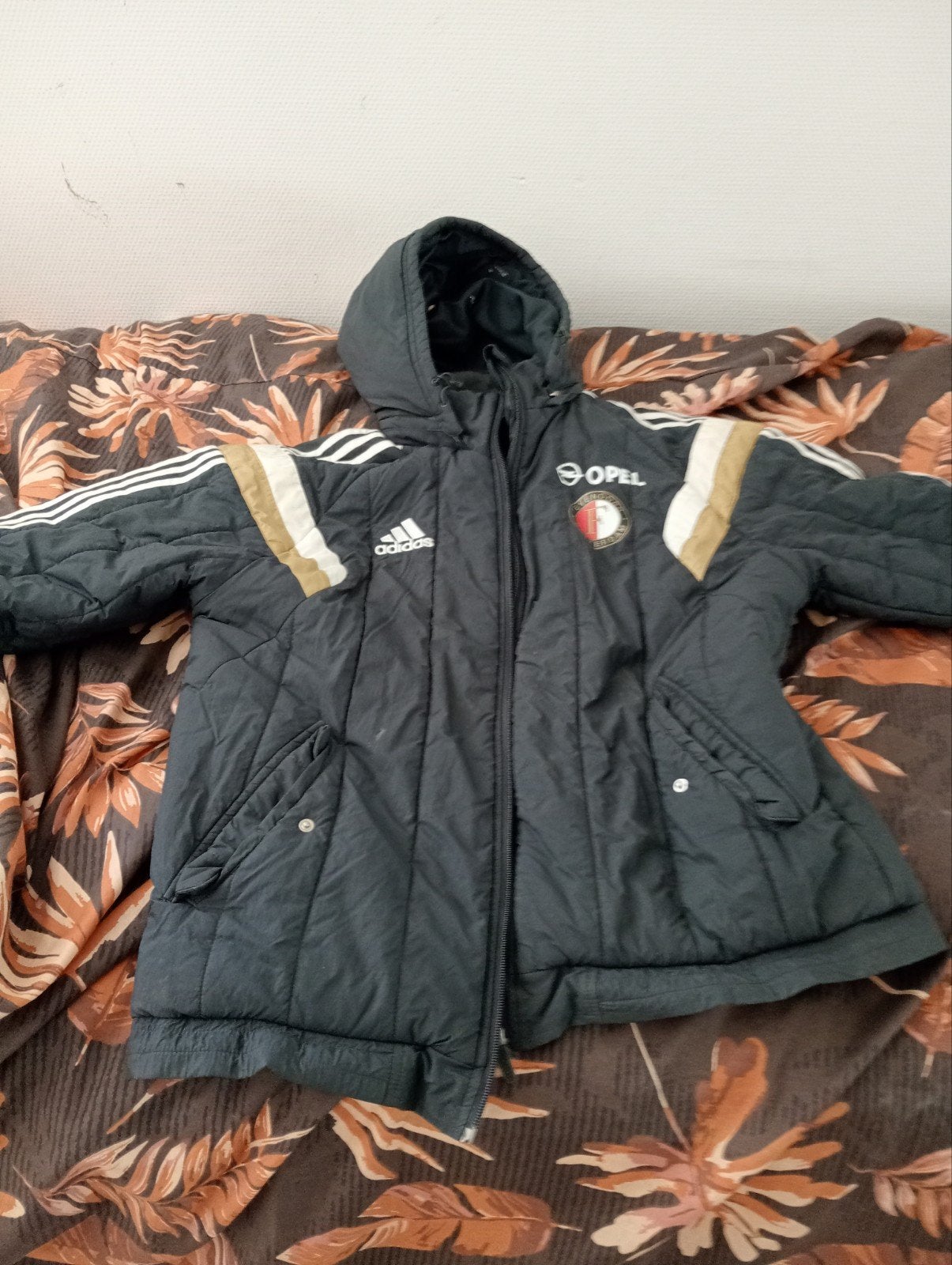 Feyenoord jas maat M gedragen, Ophalen of Verzenden, Gedragen, Maat 48/50 (M), Adidas