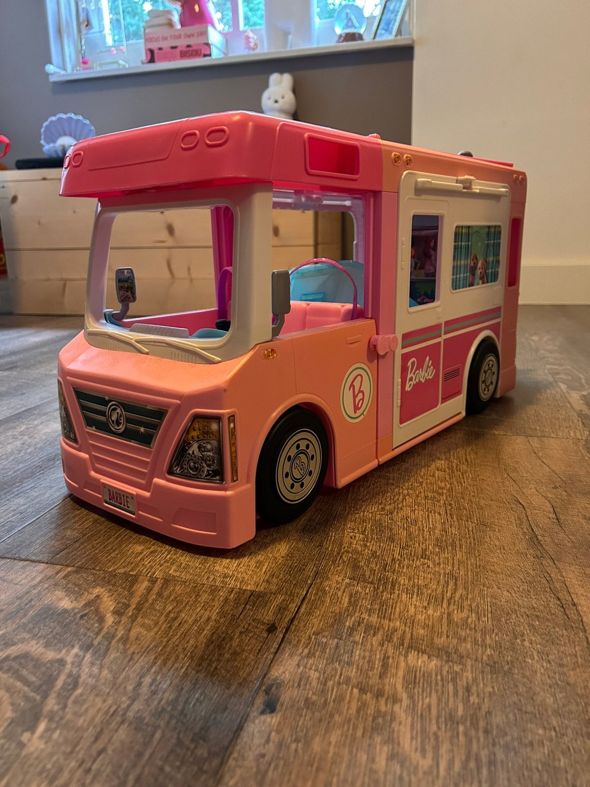 Barbie camper, Kinderen en Baby's, Speelgoed | Poppenhuizen, Ophalen, Zo goed als nieuw, Toebehoren